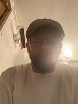 mrmoi1234 online show from March 18, 10:54 pm