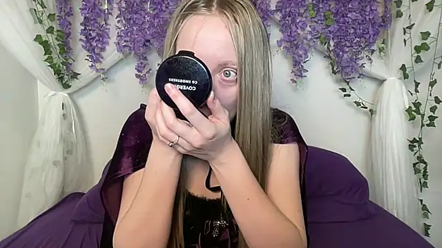 ElfGirlAna online show from April 10, 3:41 pm