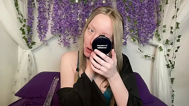 ElfGirlAna online show from March 26, 3:43 pm