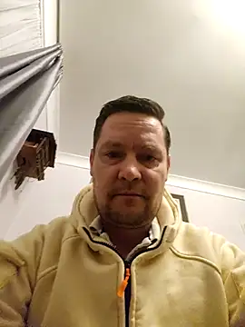 remy19866 online show from May 5, 10:24 pm