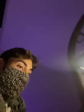 EyeContact22 online show from March 19, 12:10 am