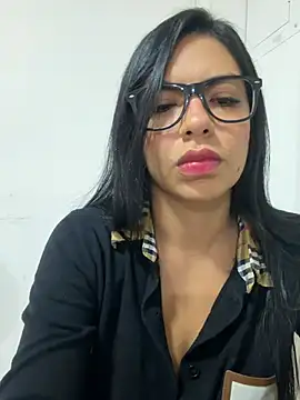 Noa rousse01 online show from June 6, 3:45 am