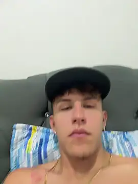 Snapshot of Mateo_savage chatting on March 21, 6:14 am Mateo savage online show from March 21, 6:14 am