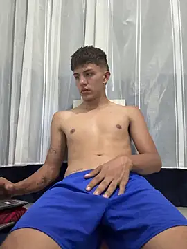 Snapshot of Mateo_savage chatting on April 2, 7:09 pm Mateo savage online show from April 2, 7:09 pm