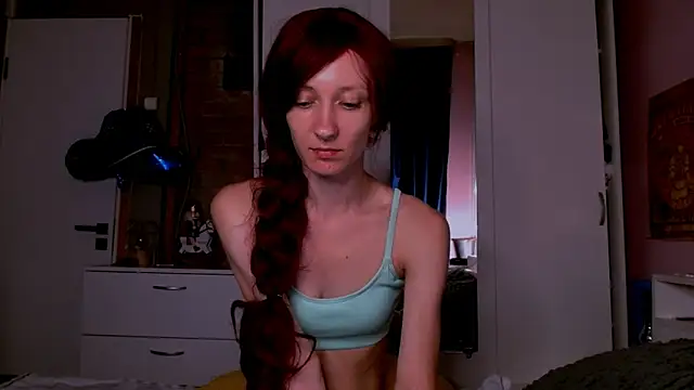 Snapshot of bzzz_bzzz chatting on June 11, 12:32 am bzzz bzzz online show from June 11, 12:32 am