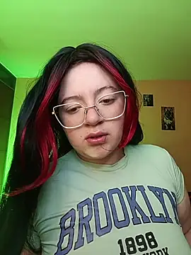 Snapshot of Gigi_hart7 chatting on May 8, 2:26 am Gigi hart7 online show from May 8, 2:26 am