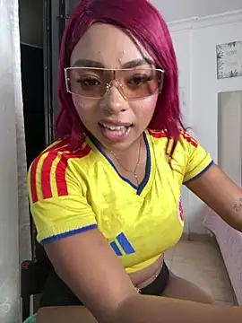 Kloe rousse01 online show from June 13, 5:49 am