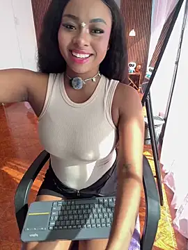 Kloe rousse01 online show from May 4, 8:33 pm