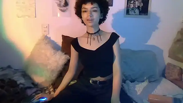 Snapshot of Tabitta_ chatting on April 2, 3:35 am Tabitta online show from April 2, 3:35 am