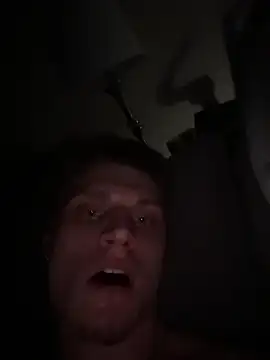 RAVENTREY1 online show from March 30, 4:47 am