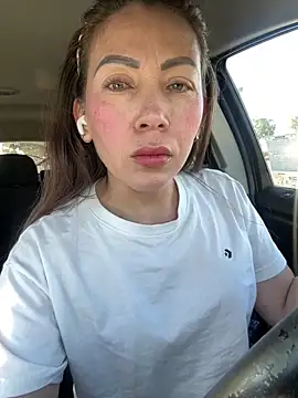 dannielitta online show from March 19, 3:45 pm