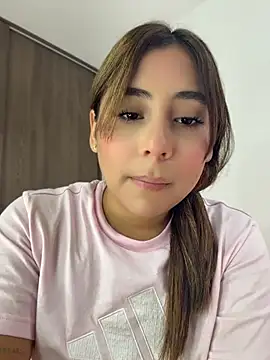 Snapshot of MelodyRey__ chatting on July 12, 10:21 pm MelodyRey online show from July 12, 10:21 pm