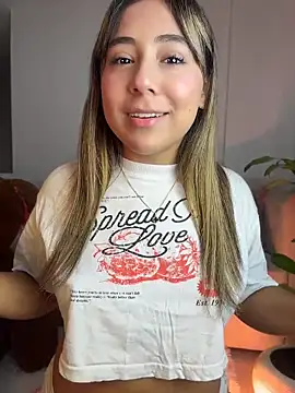 MelodyRey   online show from April 18, 12:57 am