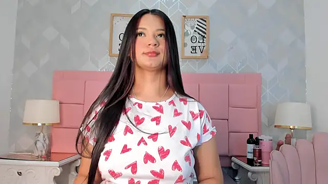 zoejenner  online show from April 5, 7:53 pm