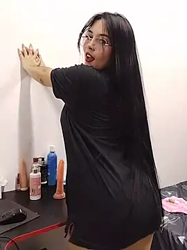 Snapshot of veleria_allurin chatting on June 30, 2:00 am veleria allurin online show from June 30, 2:00 am