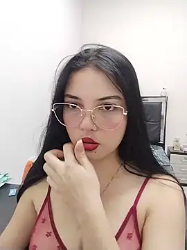 Snapshot of veleria_allurin chatting on June 30, 9:59 pm veleria allurin online show from June 30, 9:59 pm