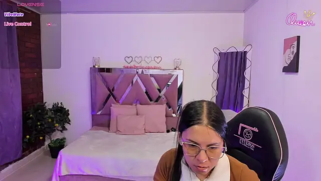 Cristy tay online show from April 14, 11:48 am