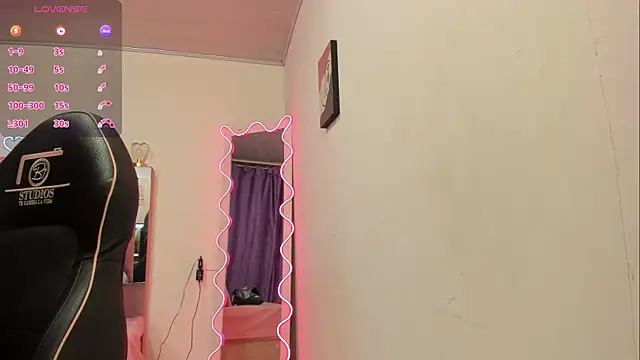 Cristy tay online show from May 15, 11:41 am
