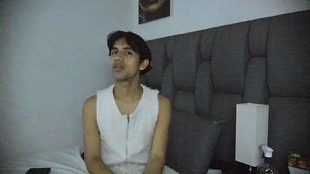  ArchieBlu  online show from March 19, 7:30 am