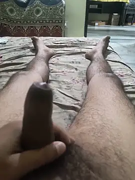 Snapshot of yoursTelugu_boy chatting on June 20, 7:52 pm yoursTelugu boy online show from June 20, 7:52 pm