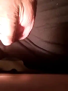 Schamlippenspreitzer online show from December 24, 9:00 pm