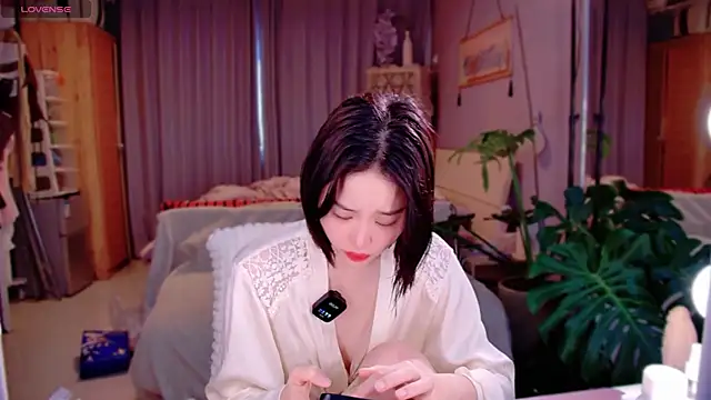 JaeHartMorn online show from May 11, 12:01 am