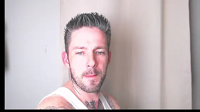 SkylarrGrey online show from April 5, 10:33 am
