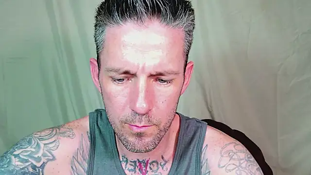 SkylarrGrey online show from June 20, 2:16 am