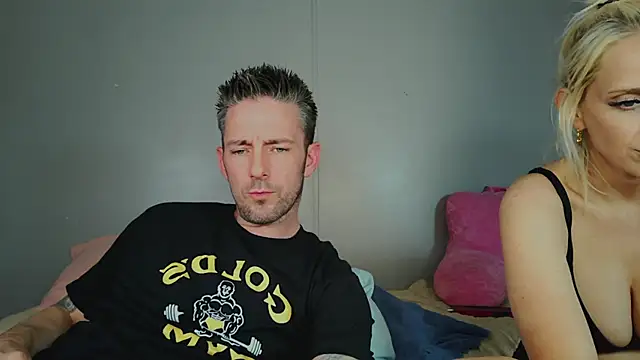 SkylarrGrey online show from May 24, 2:33 am