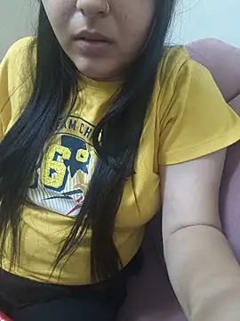 Snapshot of neelam_rawat chatting on May 22, 8:40 pm neelam rawat online show from May 22, 8:40 pm