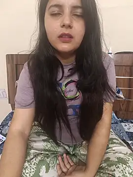 neelam rawat online show from April 2, 6:42 am