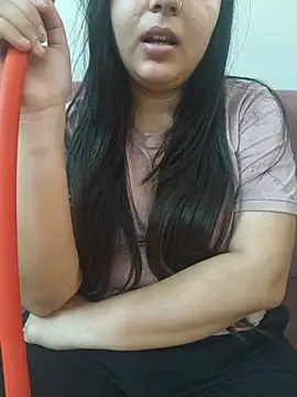 Snapshot of neelam_rawat chatting on May 24, 9:09 am neelam rawat online show from May 24, 9:09 am
