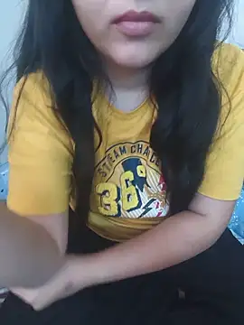 Snapshot of neelam_rawat chatting on May 18, 5:02 am neelam rawat online show from May 18, 5:02 am