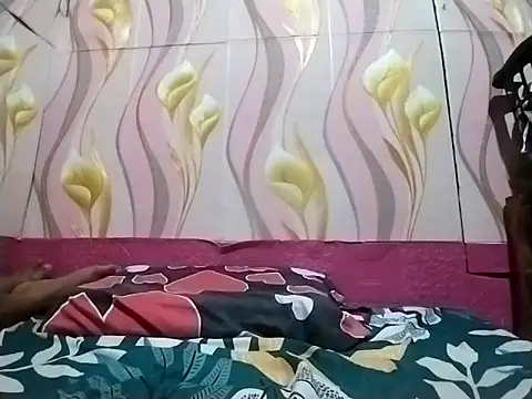 Snapshot of wetsweey chatting on June 12, 5:10 pm wetsweey online show from June 12, 5:10 pm