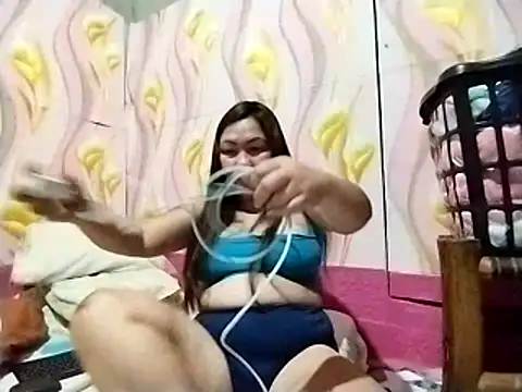 wetsweey online show from March 24, 7:14 pm