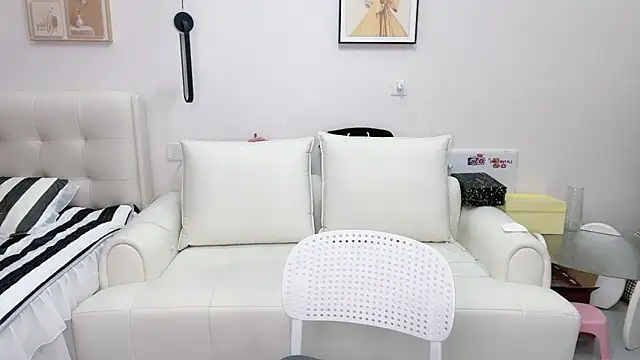 shuangshuang3 online show from May 18, 10:42 am