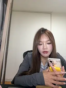 leilei998 online show from March 20, 9:43 am