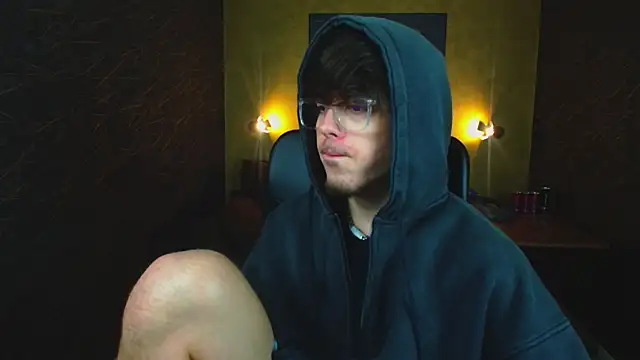 BodhiHayes online show from March 20, 7:09 am