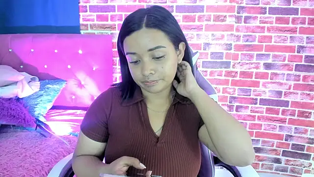 SofiiaCutee online show from April 14, 2:16 am