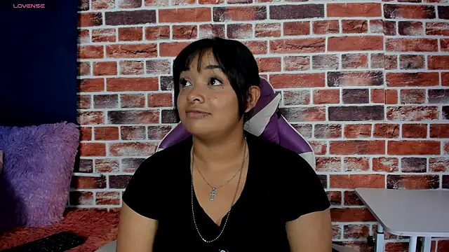 SofiiaCutee online show from May 6, 2:26 am
