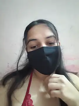 REENA-STRIP online show from May 17, 8:25 am