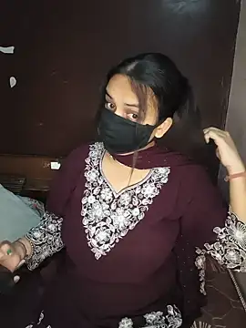 REENA-STRIP online show from May 20, 5:21 pm