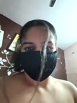 REENA-STRIP online show from June 1, 6:29 pm