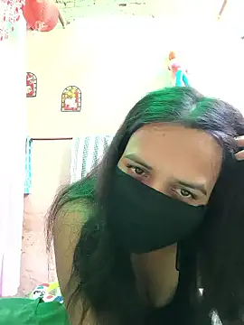 REENA-STRIP online show from May 4, 6:06 am