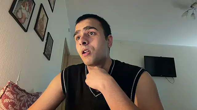 Snapshot of Daniel_ice chatting on June 4, 10:47 pm Daniel ice online show from June 4, 10:47 pm