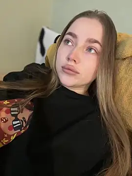 milana millka online show from March 26, 8:45 am