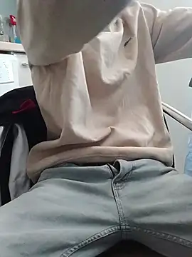 Skinboy06 online show from March 24, 11:10 am