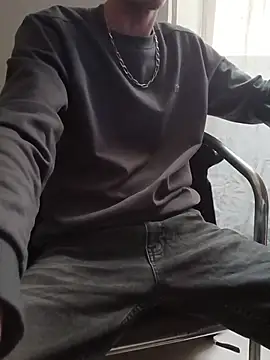 Skinboy06 online show from April 22, 11:28 am