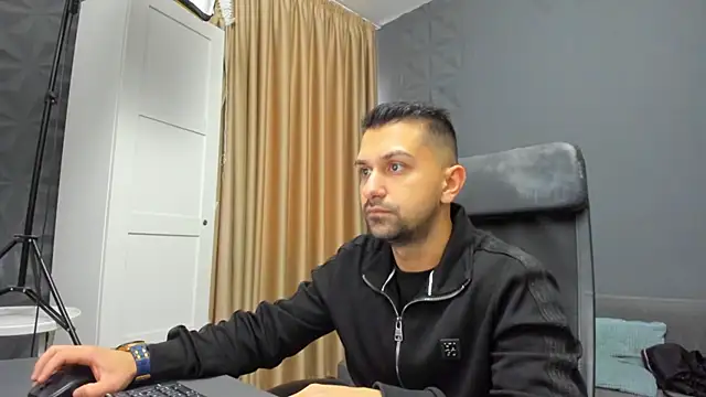BryceReign online show from March 24, 5:18 am
