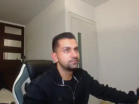 BryceReign online show from April 7, 4:14 am